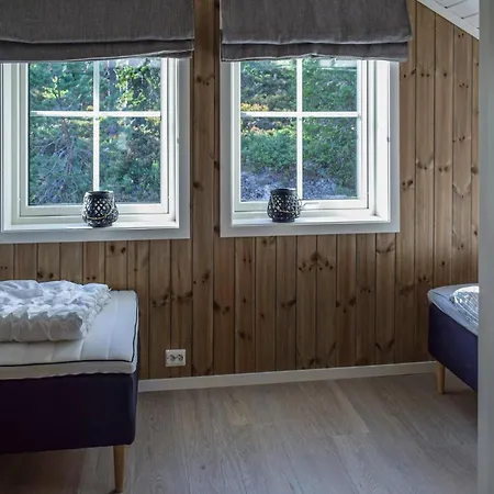 بيت للعطل 5 Bedroom Stunning In Skollenborg *