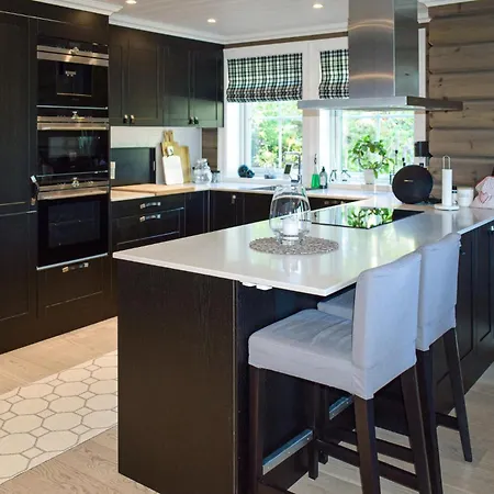 5 Bedroom Stunning In Skollenborg * Lindaskroken
