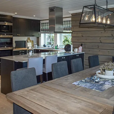 5 Bedroom Stunning In Skollenborg Lindaskroken