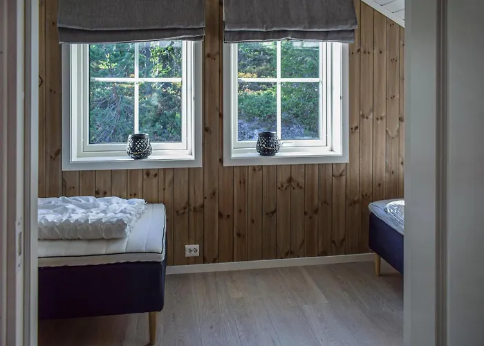 펜션 5 Bedroom Stunning In Skollenborg *