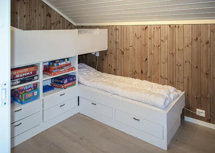 5 Bedroom Stunning In Skollenborg Lindaskroken