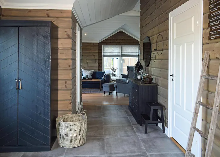 5 Bedroom Stunning In Skollenborg