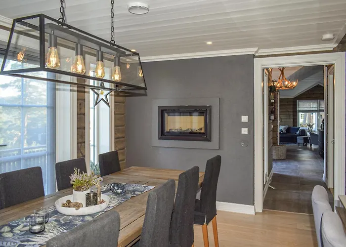 펜션 5 Bedroom Stunning In Skollenborg