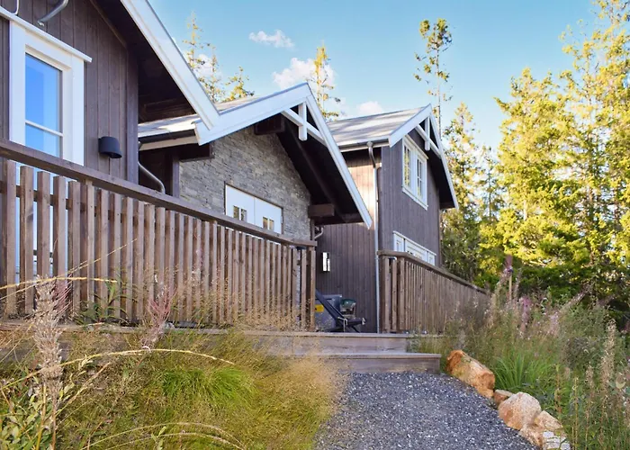 5 Bedroom Stunning In Skollenborg Hébergement de vacances