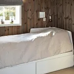 5 Bedroom Stunning In Skollenborg Tatil Evi *