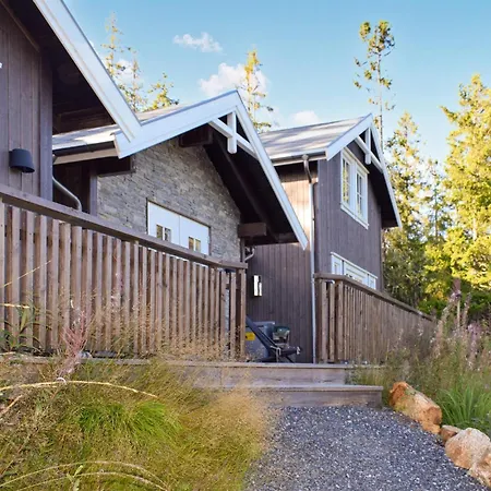 5 Bedroom Stunning In Skollenborg Semesterbostad