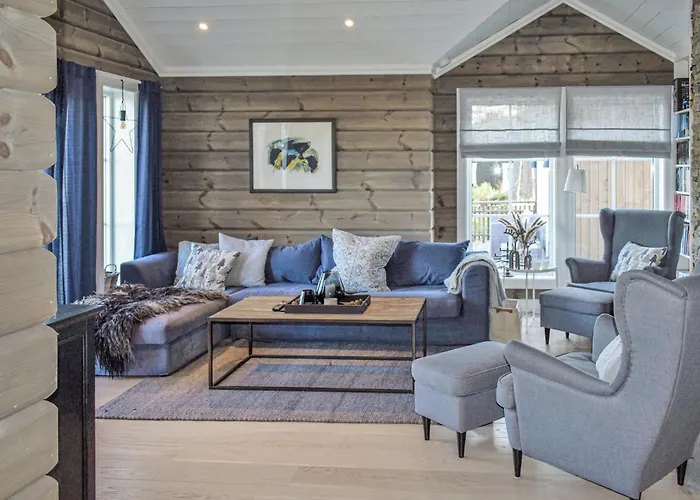 5 Bedroom Stunning In Skollenborg Semesterbostad Lindaskroken